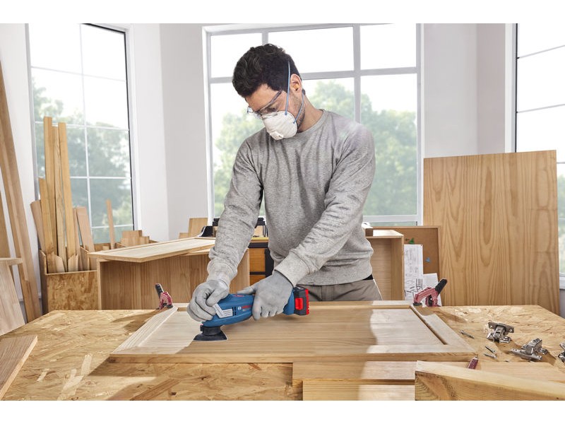 Akumulatorsko multifunkcijsko orodje Bosch GOP 18V-30, 06018G3000